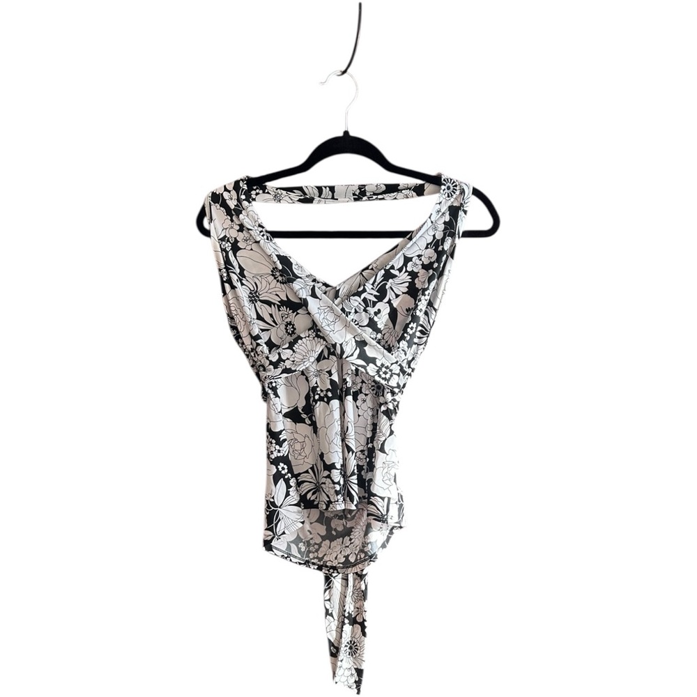 Vol. 1 vintage black white halter top with attached sash Sz XL